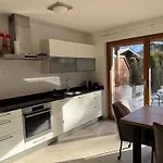 Mountain 1 아파트 *