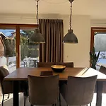 Apartmán Mountain Leogang- Luxus Apartement, Terrasse, Garten, Kamin *