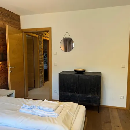 Mountain Leogang- Luxus Apartement, Terrasse, Garten, Kamin Leogang