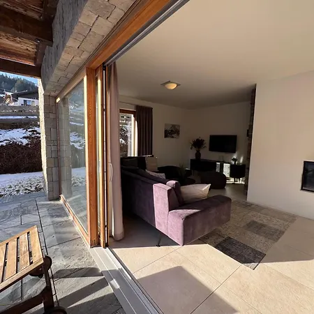 Mountain Leogang- Luxus Apartement, Terrasse, Garten, Kamin Leogang